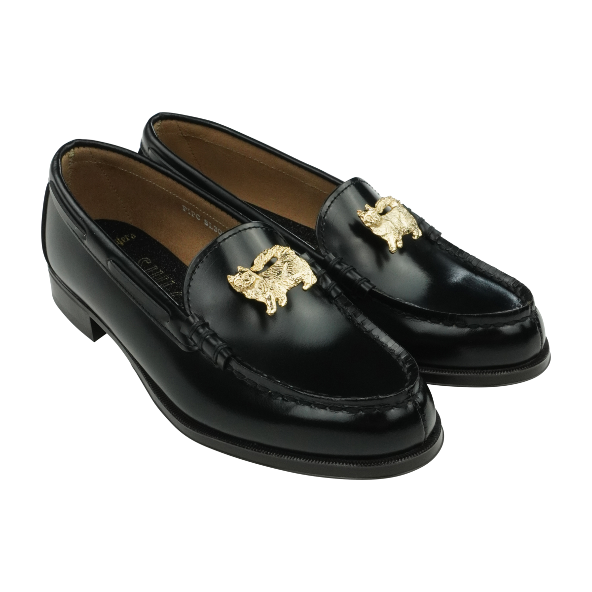 SIIILON×HARUTAのコラボローファーが発売！ビジュアルにはアーティスト