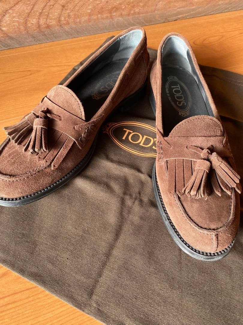 TOD'S ブラウン スエード ローファー(1/7までの出品) 中古・古着通販】TOD'S (トッズ) スエードヴァンプローファー ブラウン