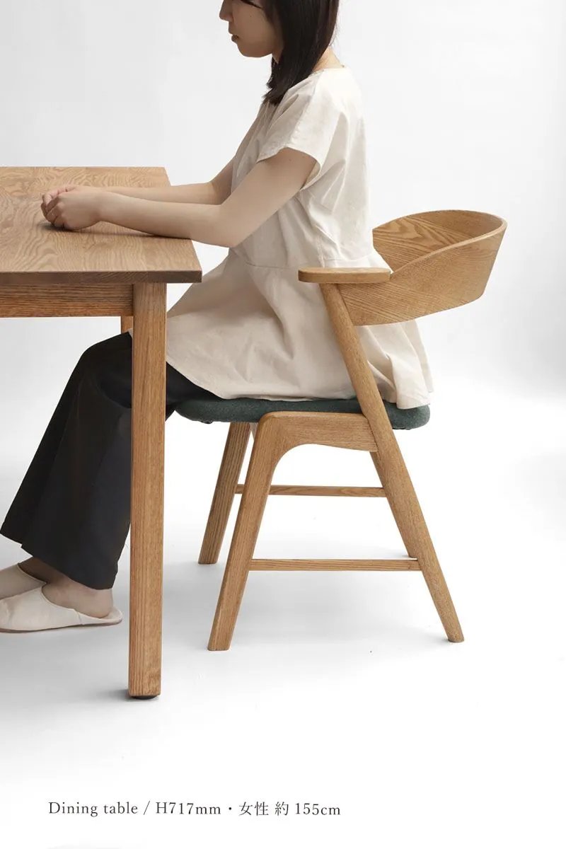MOMO NATURAL | モモ ナチュラル - オフィシャルサイト LAME CHAIR